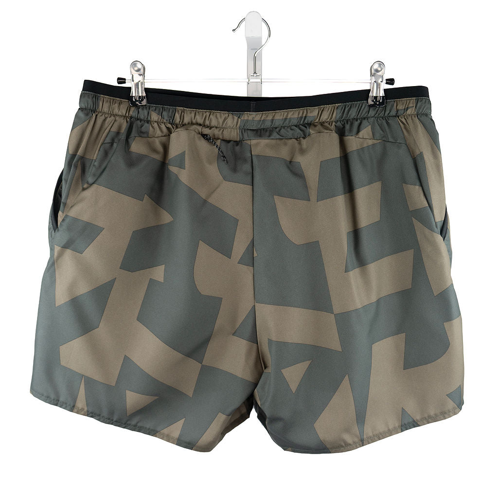 Adidas Terrex Multi Light Printed Shorts 5" (XL Men)