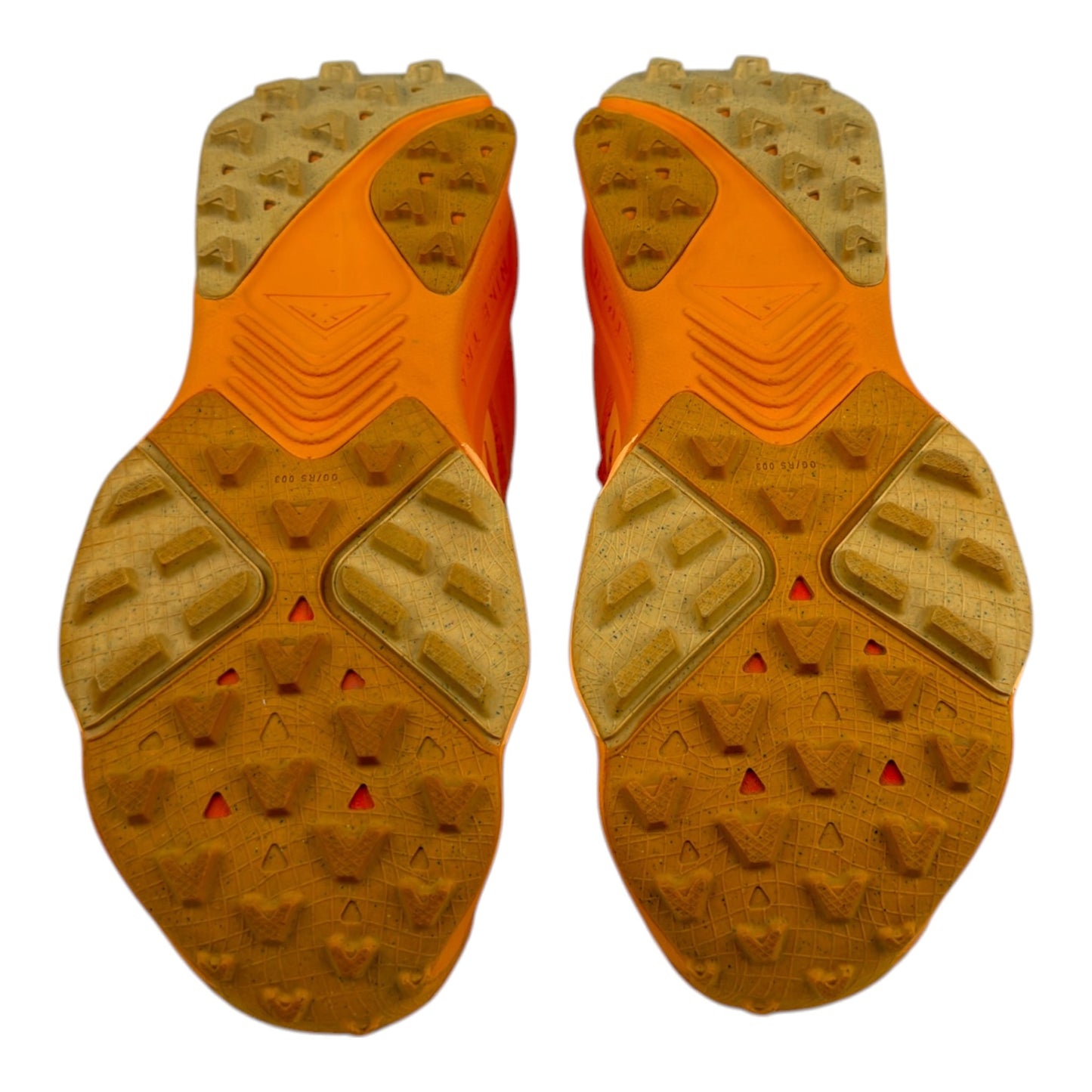 Nike Zegama 1 (8.5 Women)