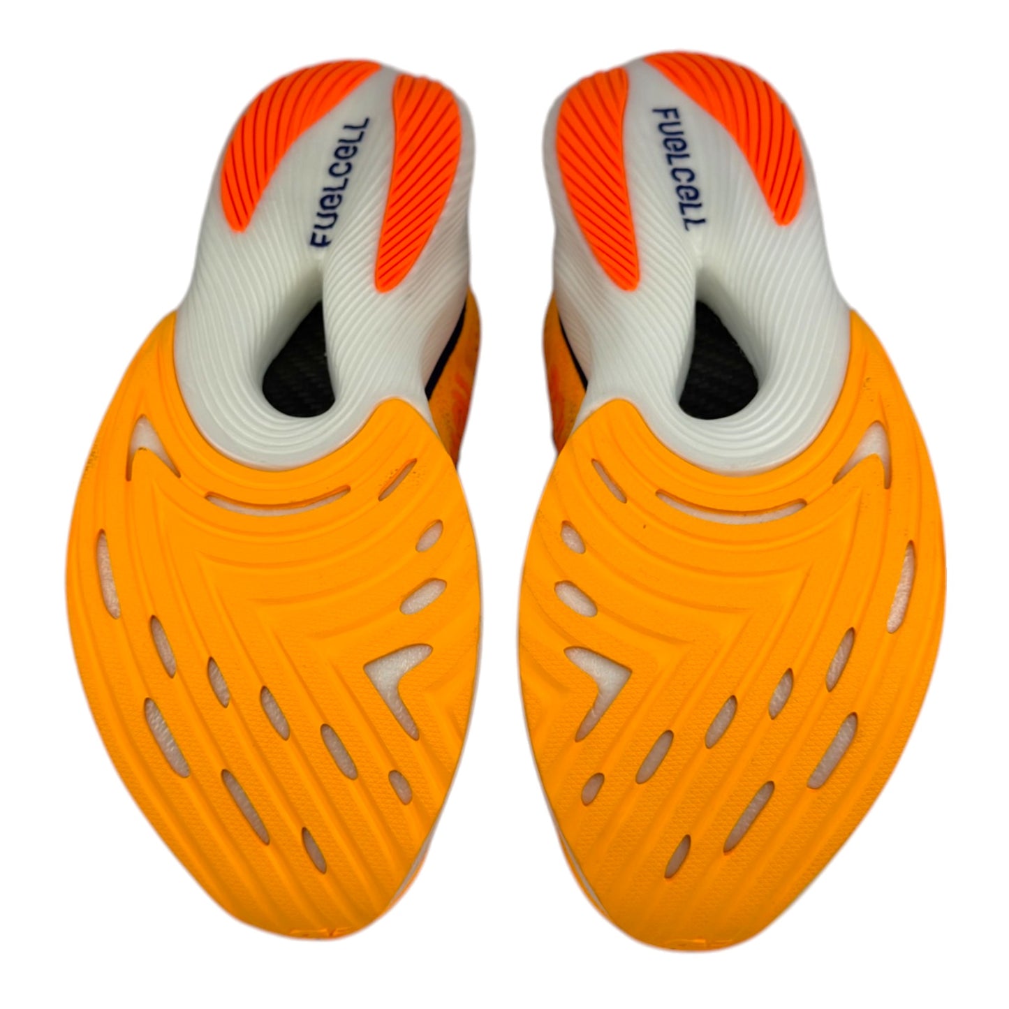 New Balance FuelCell RC Elite v2 (10 Women)