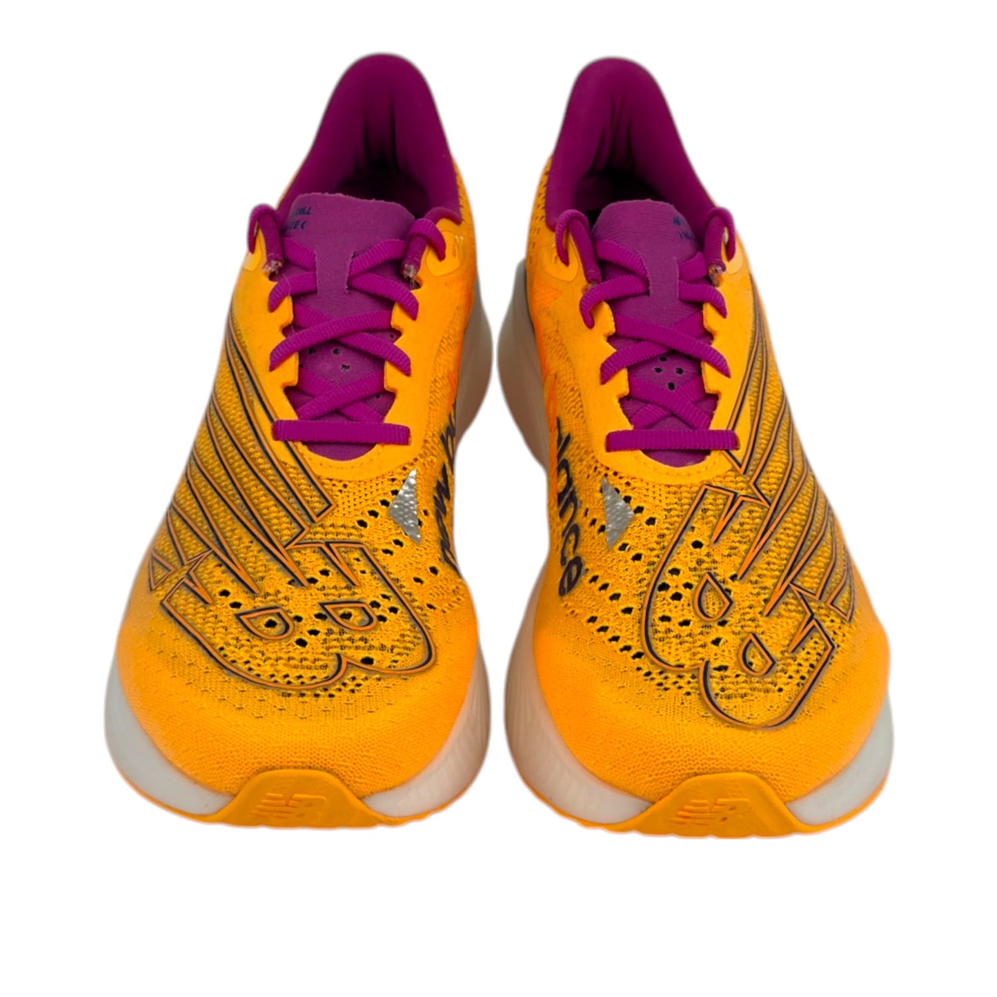 New Balance FuelCell RC Elite v2 (10 Women)