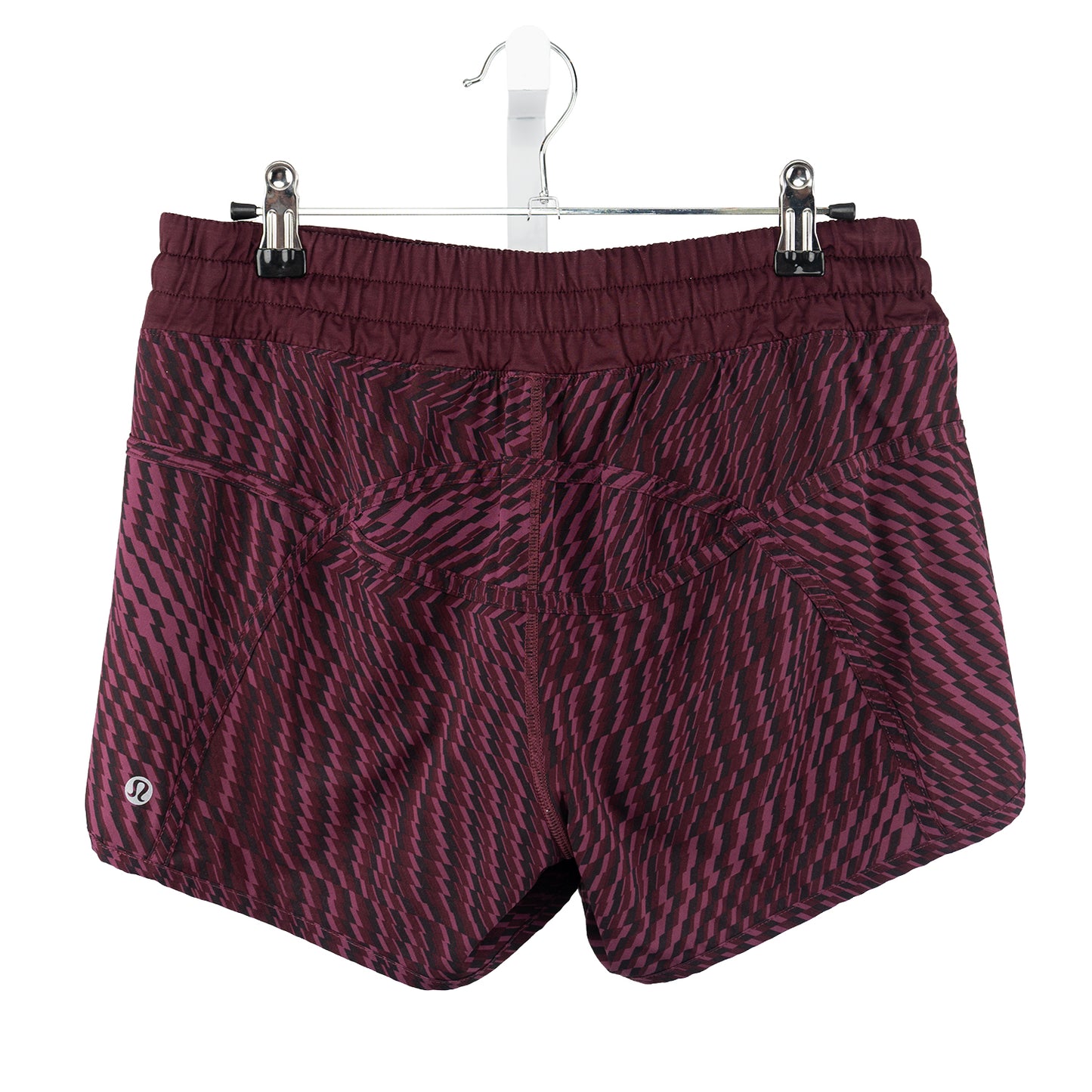 Lululemon Tracker III Shorts (6 Women)