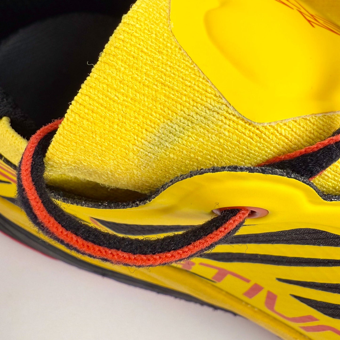 La Sportiva Kaptiva (10.5 Women)